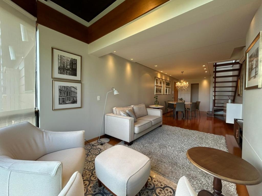 Apartamento 3 Dorm.